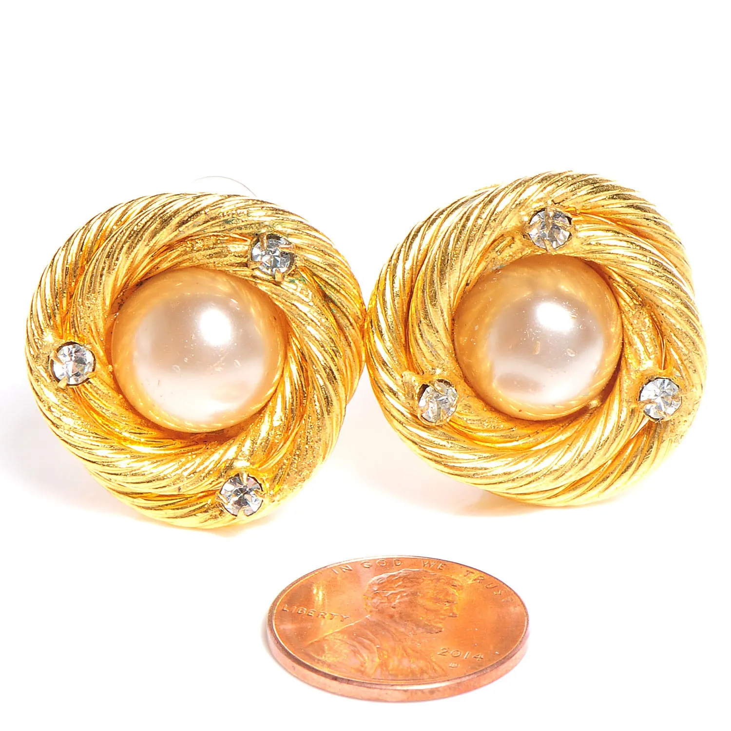 1980 Rare Chanel Vintage Pearl Gold Metal Crystal Clip On Earrings