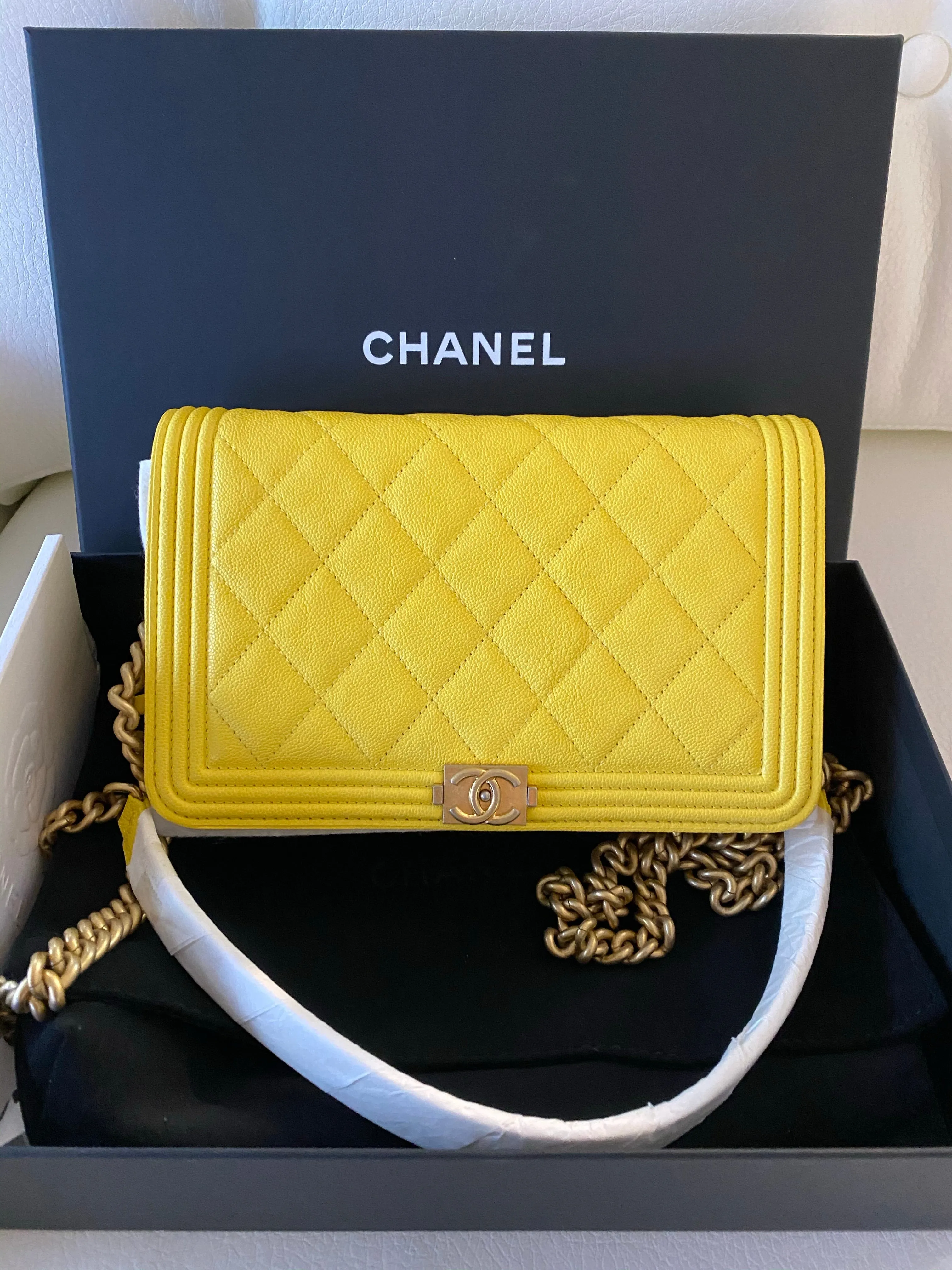 Chanel le boy woc