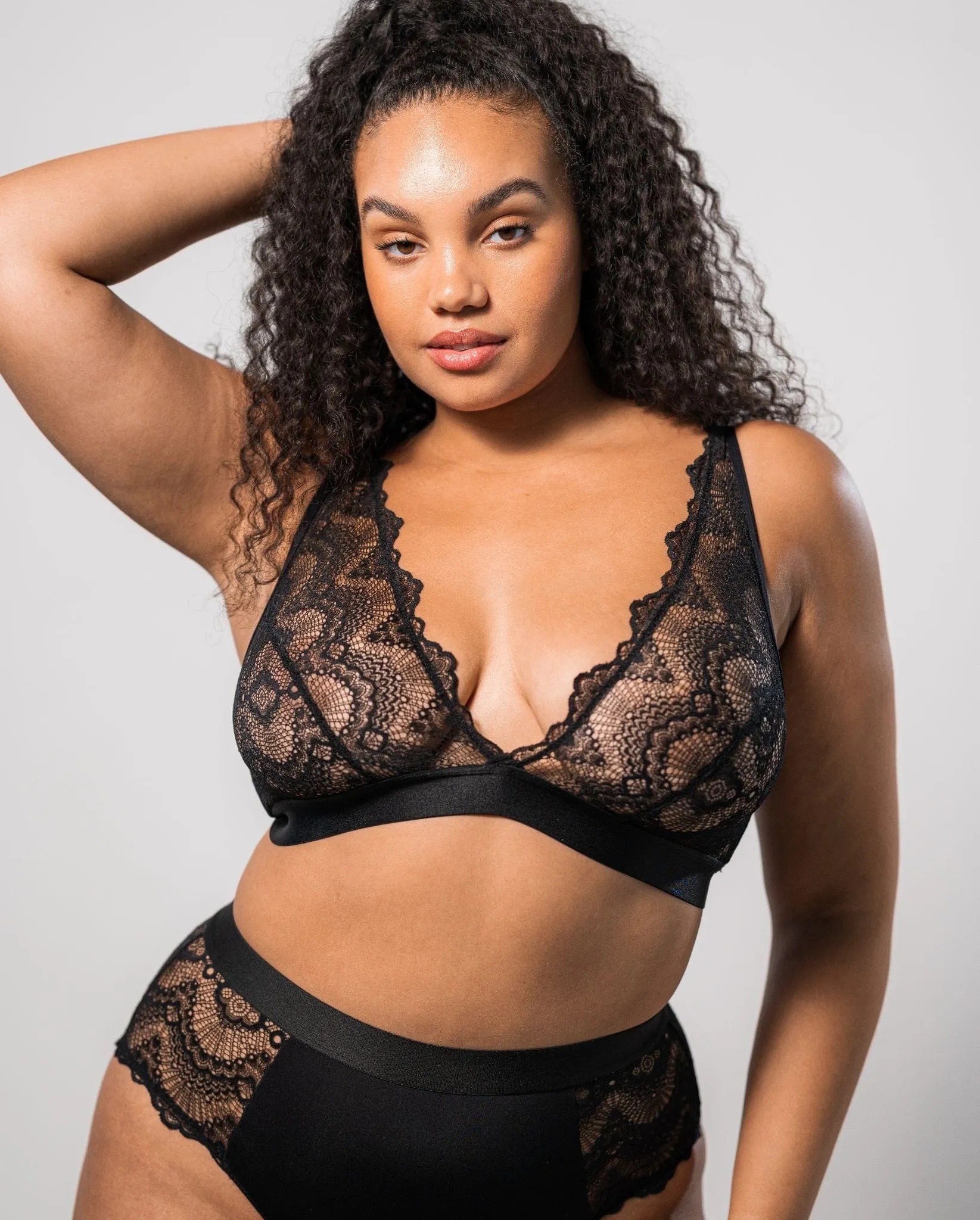 Lace Plunge Bralette Black