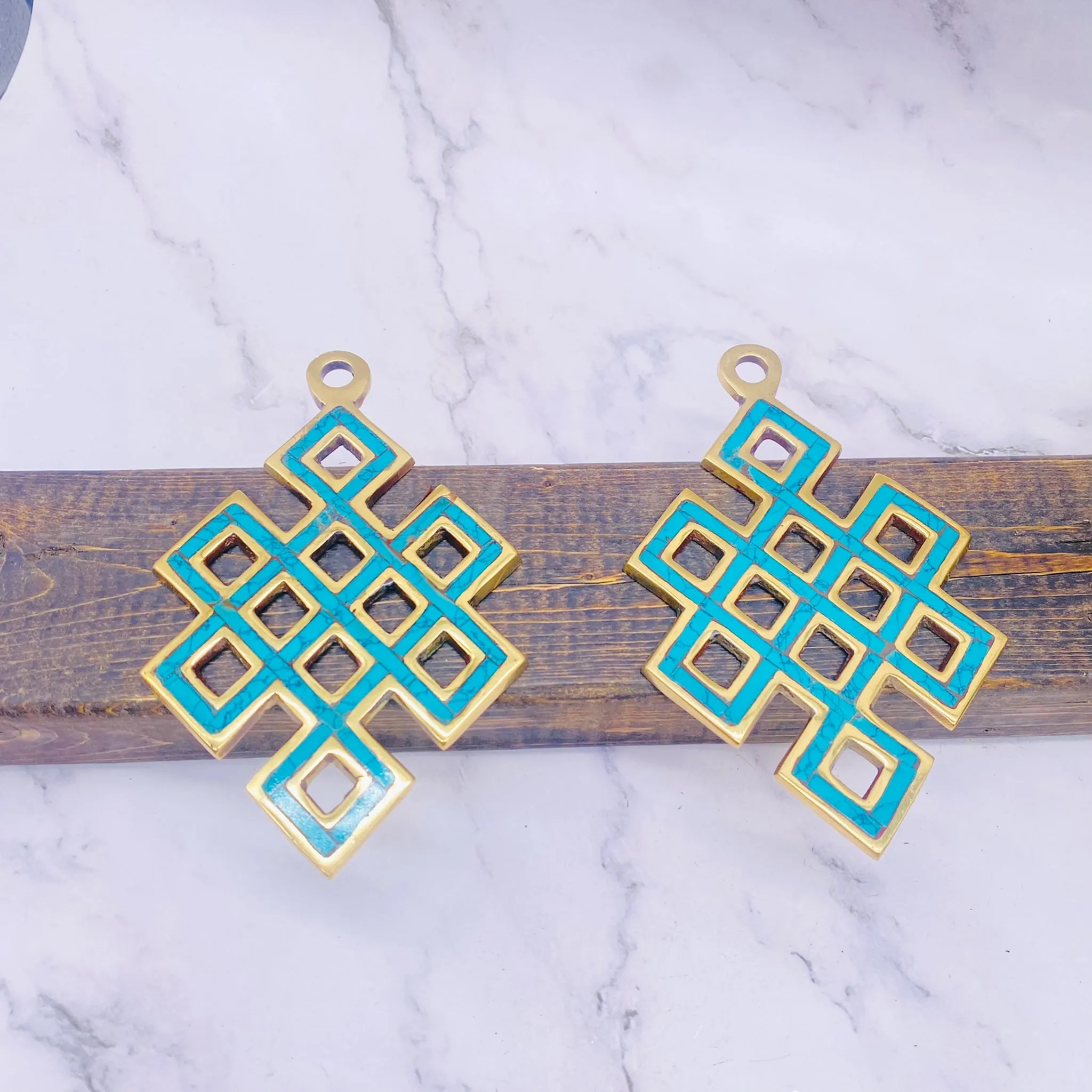 Metal Infinity Hanging, Turquoise Endless Knot Wall Decor, Minimalistic Home Decor, Handmade Wall Hanging, Brass Wall Decor, Good Luck Gifts