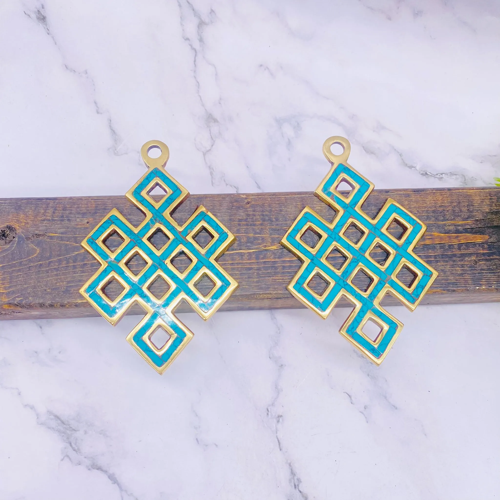 Metal Infinity Hanging, Turquoise Endless Knot Wall Decor, Minimalistic Home Decor, Handmade Wall Hanging, Brass Wall Decor, Good Luck Gifts