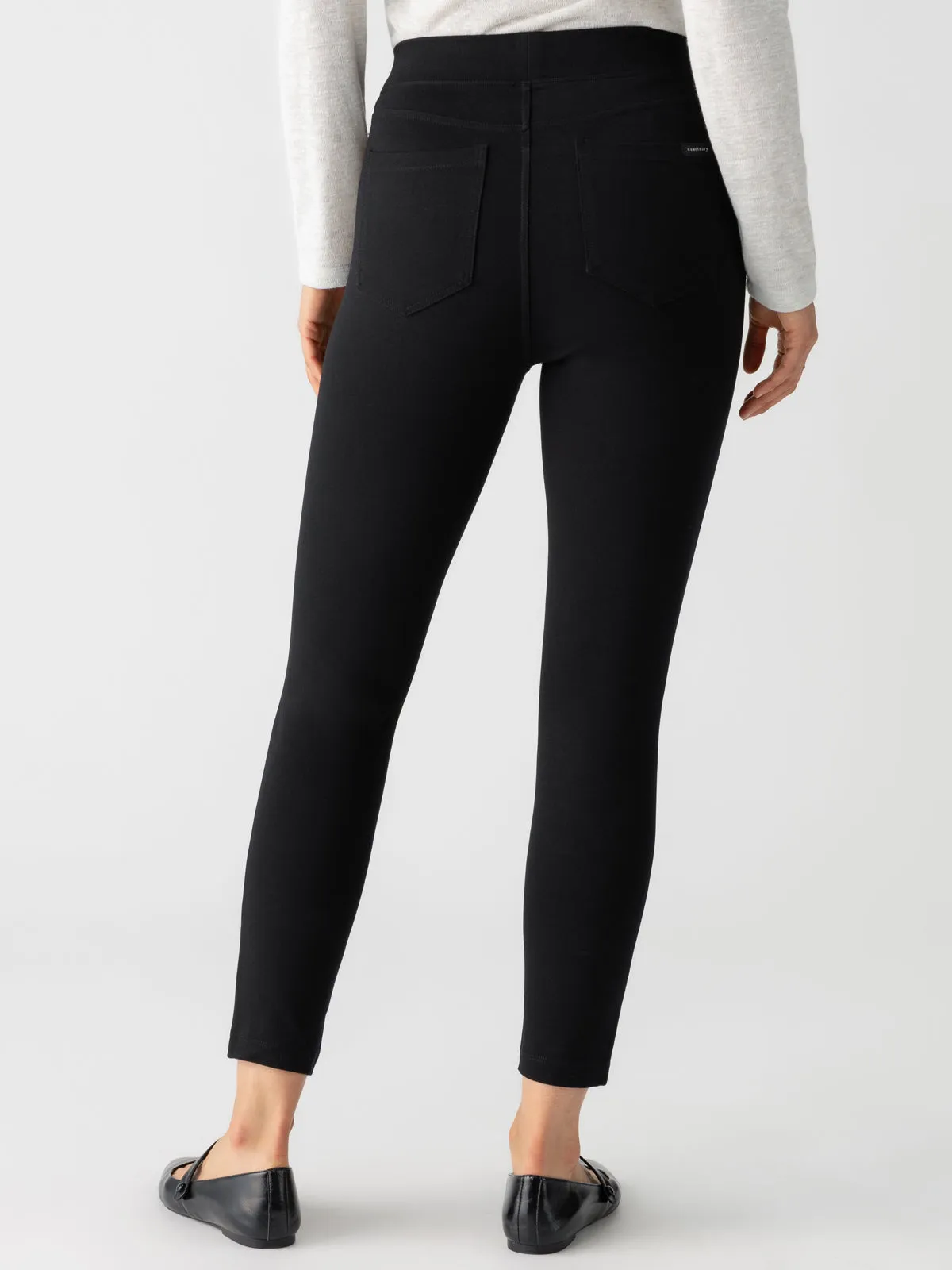 Runway Semi High Rise Legging Black