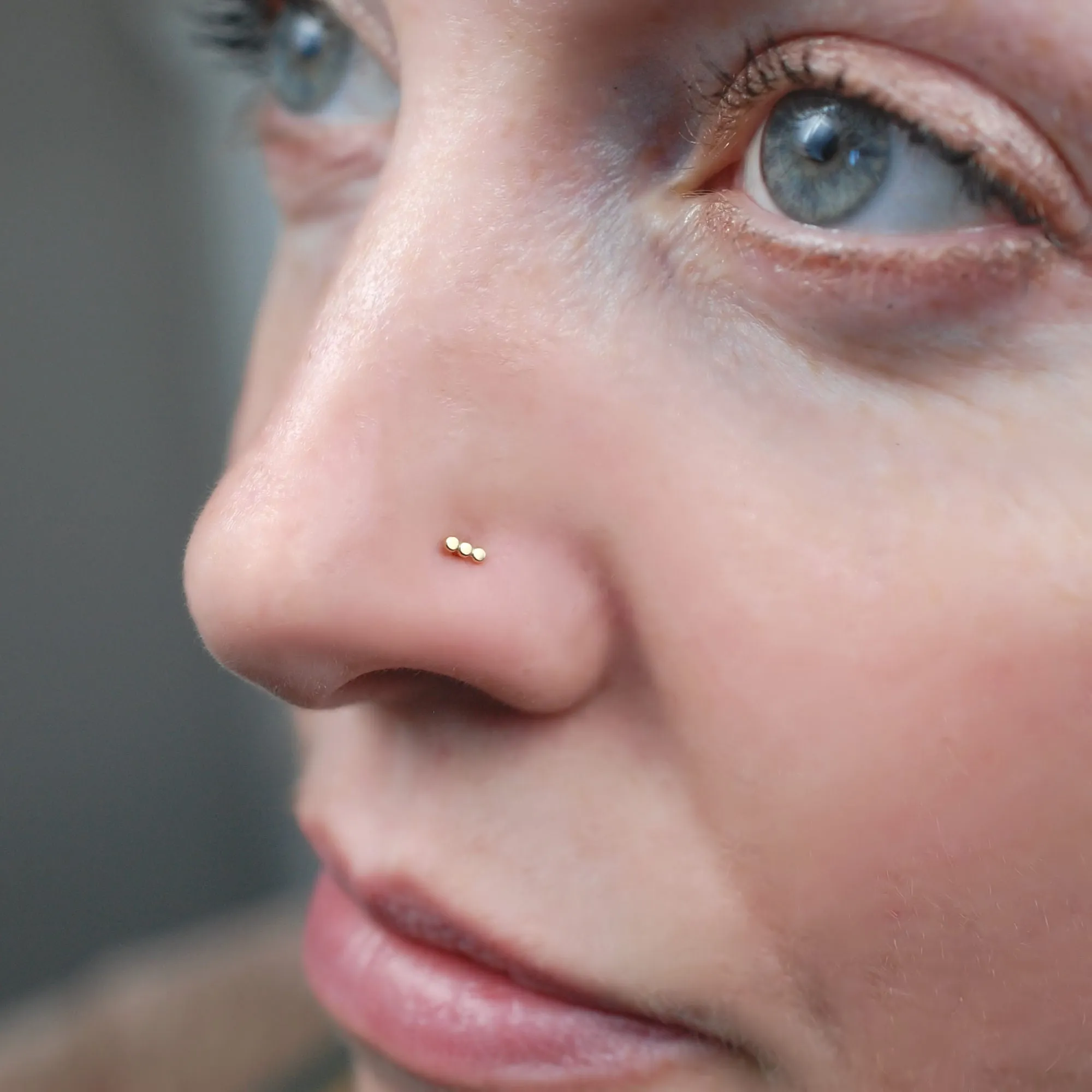 Three Dot Minimal Nose Stud in 14 Karat Solid Gold